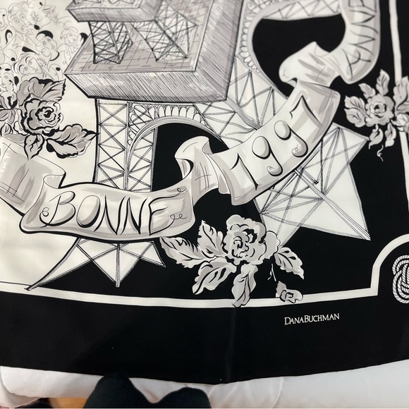 Vintage 1997 Dana Buchman Paris Scene Scarf W/ French Landmarks (Oversiz… - Picture 10 of 10